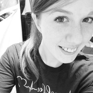 Meet your Posher, Leah